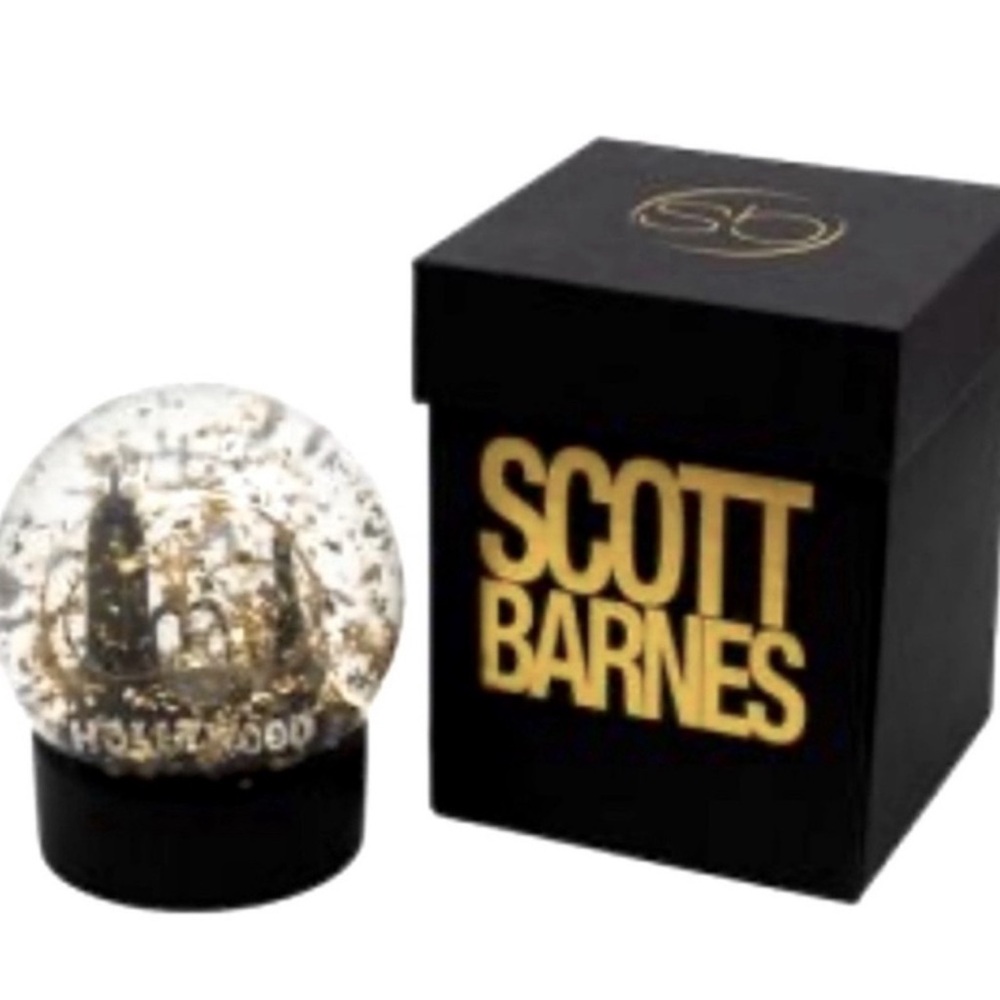 NIB Scott Barnes Festive Gold Snow Globe